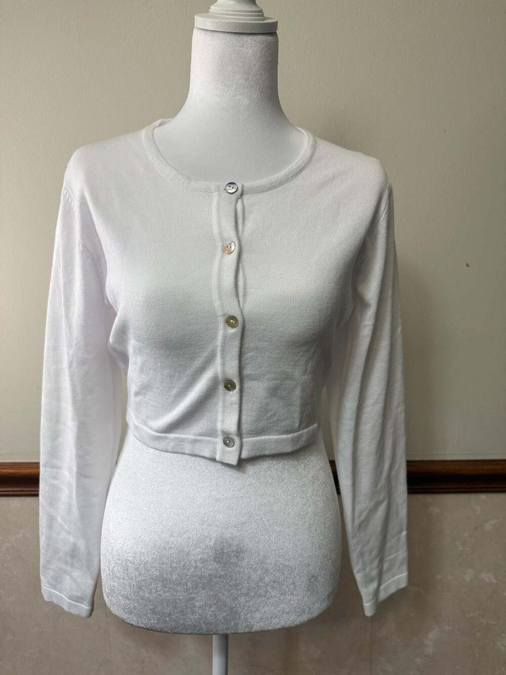 EXCHIC Women's White Cropped Cardigan Long Sleeve Round Neck Knit Sweater Size S